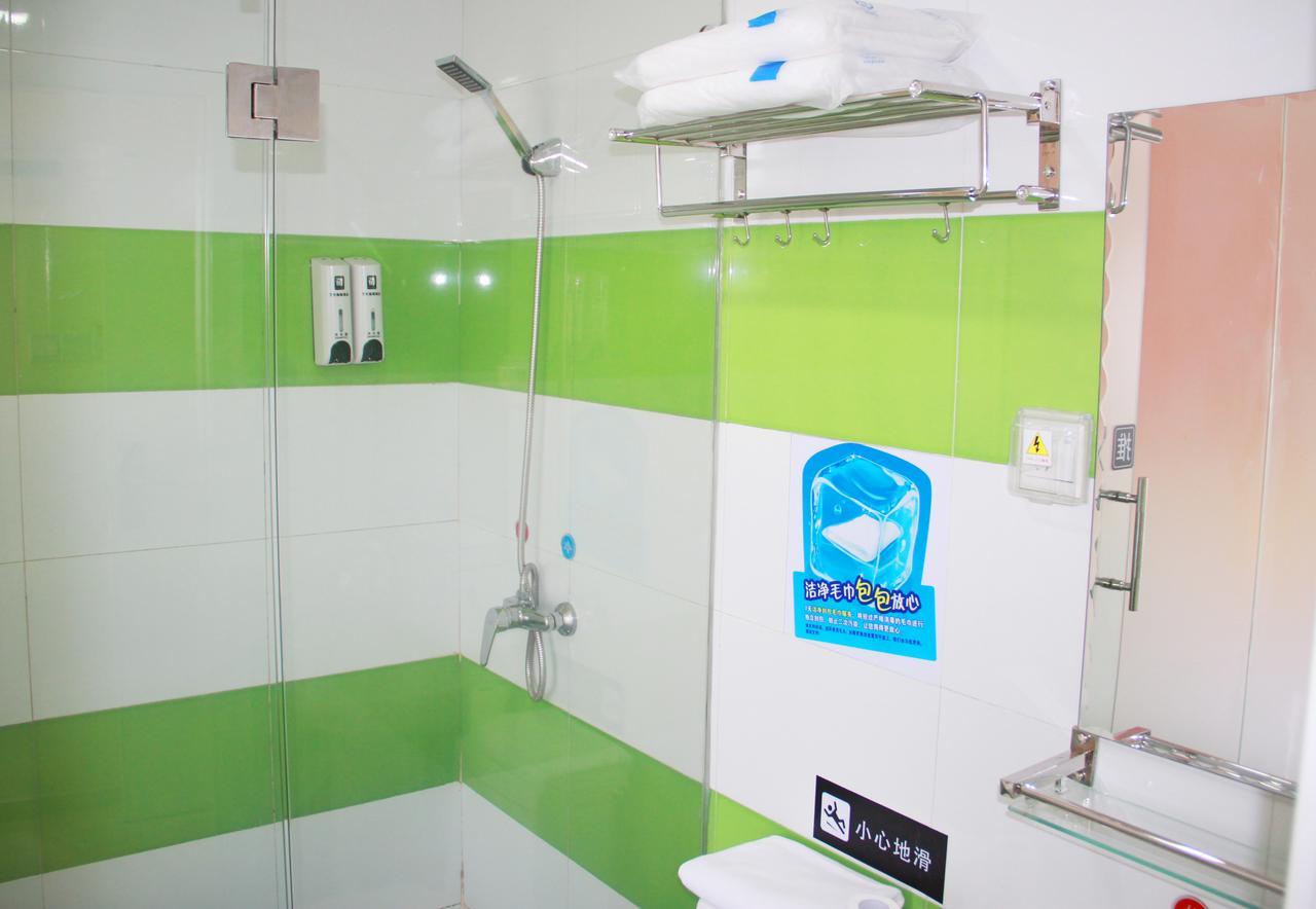 7Days Inn Chengdu North Railway Station No.2 Εξωτερικό φωτογραφία